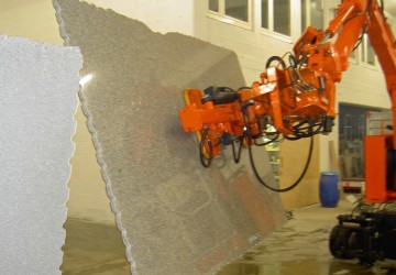 Vacuum lifter of Aerolift to handle ashlar